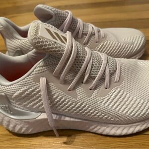 Adidas Alphaboost Orchid Tint White Running Shoes EF1181 Worn Once
